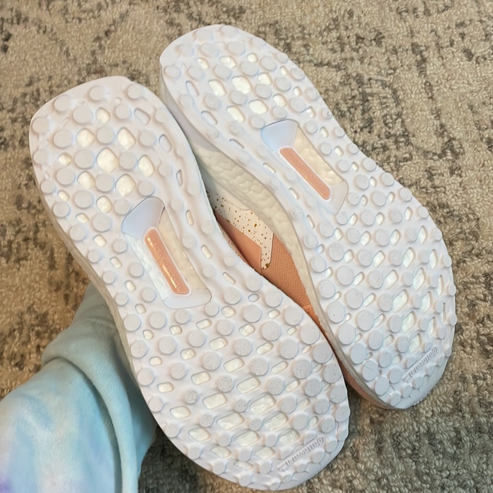NWT Women’s Adidas Ultraboost Slip On DNA- Pink/White/Gold - Picture 5 of 5